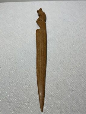 Hand-Carved Wooden Letter Opener with animal Detail - Brown
Vintage